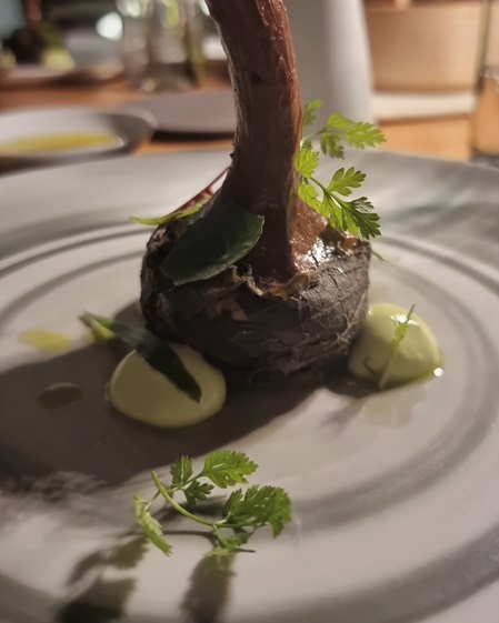 Carciofo glassato con rosmarino e Lapsang ristorante Borgia Milano menu Psyche