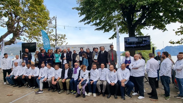 Chef italiani e stranieri all'evento Gente di Lago e di Fiume 2024 sull'Isola dei Pescatori Lago Maggiore