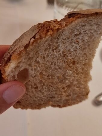 Pane di farina tipo 1 e lievito madre dello chef Norman Berini Locanda LeVie del Borgo Toceno Verbania