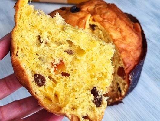 Panettone artigianale con canditi e uvetta